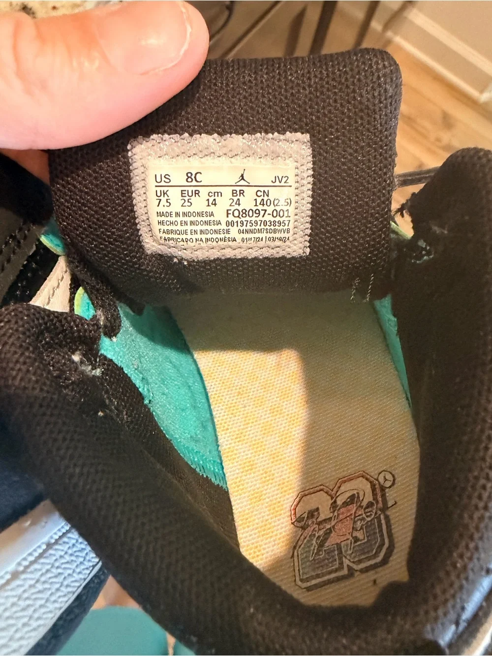 Jordan mid kids